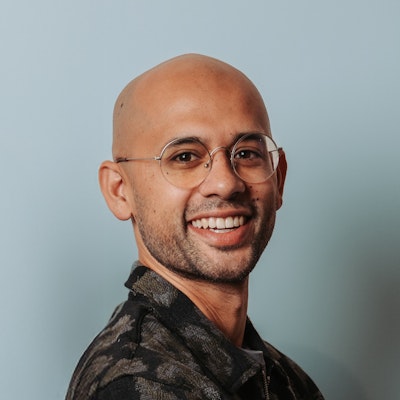 portrait photo of Martin Seneviratne