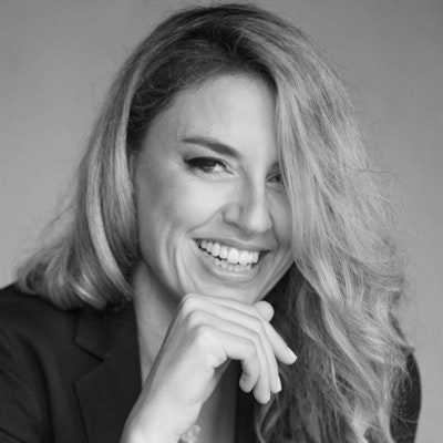 portrait photo of Binny Talib