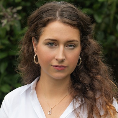 portrait photo of Ashleigh Mounser
