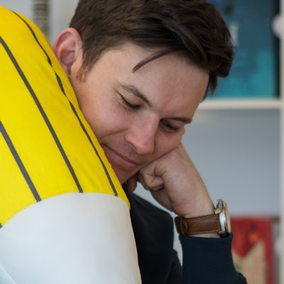 portrait photo of Simon Philip