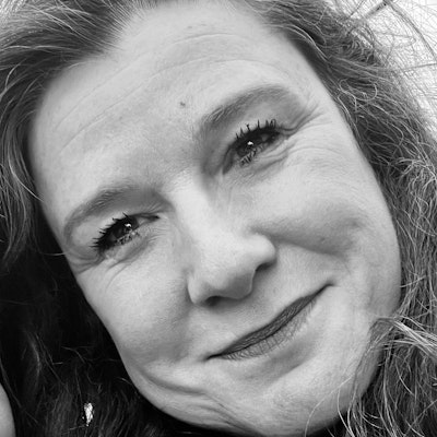 portrait photo of Samantha Sweeney