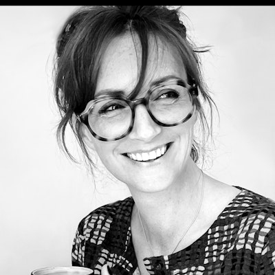 portrait photo of Kim Gregory
