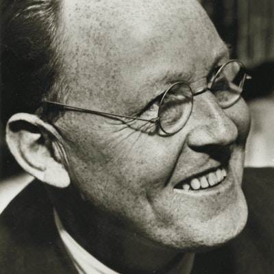portrait photo of Gunnar Gunnarsson