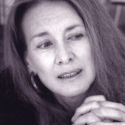 portrait photo of Annie Ernaux