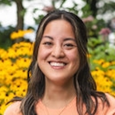 portrait photo of Jannell Lo