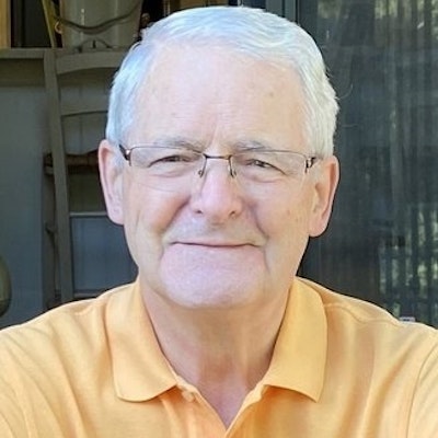 portrait photo of Marc Garneau