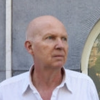 portrait photo of Jean-Philippe Toussaint