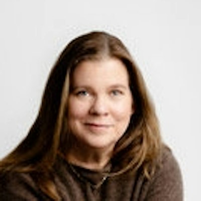portrait photo of Liza Tully