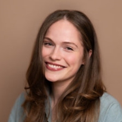 portrait photo of Ellen O'Clover