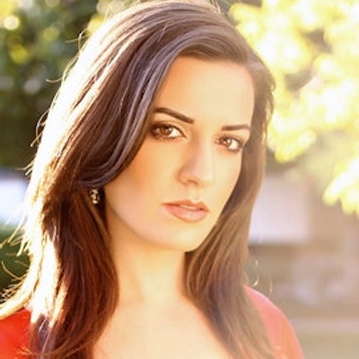 portrait photo of Jenna Moreci