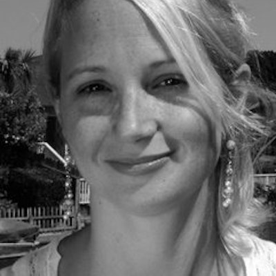 portrait photo of Jennifer L. Holm