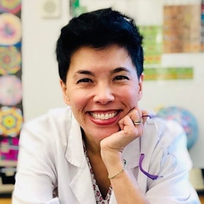 portrait photo of Ellie Peterson