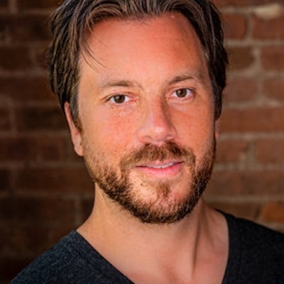 portrait photo of John Roa