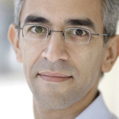 portrait photo of Richard Wolffe