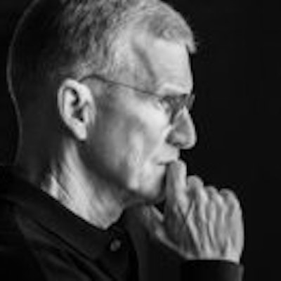 portrait photo of General Stanley McChrystal