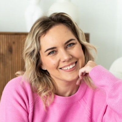 portrait photo of Katherine L'Etang