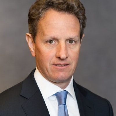 portrait photo of Timothy F. Geithner