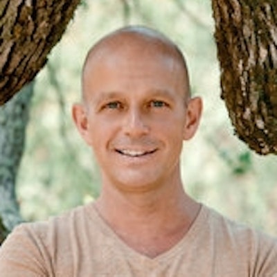 portrait photo of Steve Hilton