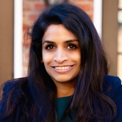 portrait photo of Pooja Lakshmin, MD