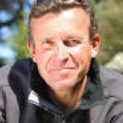 portrait photo of Ed Viesturs