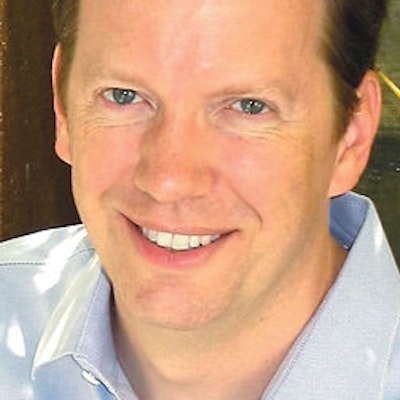 portrait photo of Sean Carroll