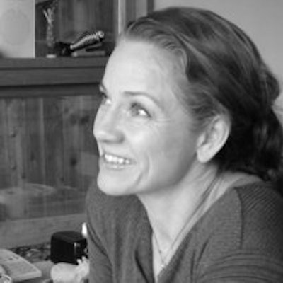 portrait photo of Alexandra Boiger