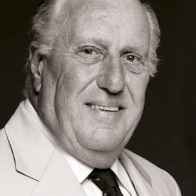 portrait photo of Frederick Forsyth
