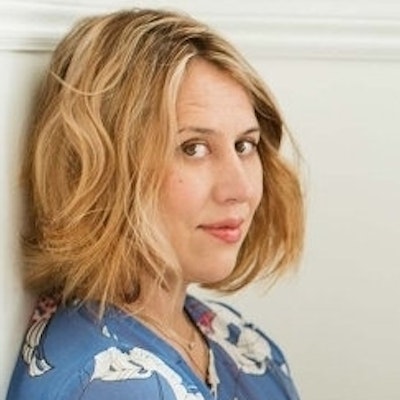 portrait photo of Jo Piazza