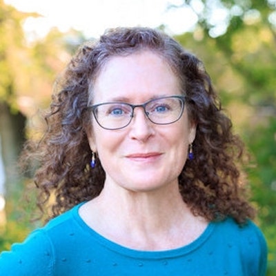 portrait photo of Kate Hannigan