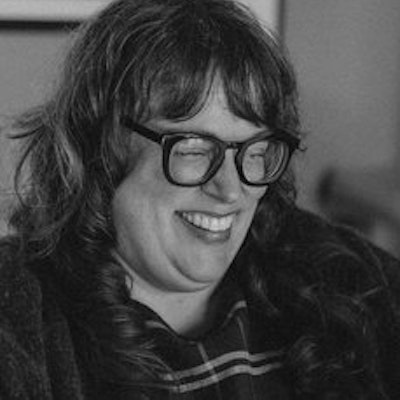 portrait photo of Annie Mare