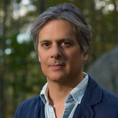 portrait photo of Mark Rozzo