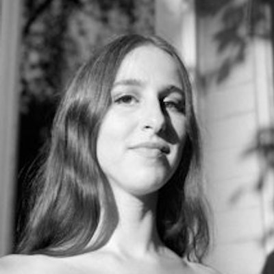 portrait photo of Sonia Feldman