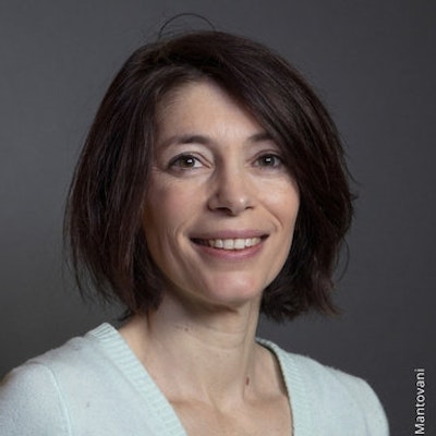 portrait photo of Carine Hinder