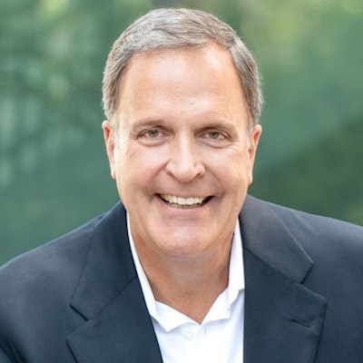 portrait photo of Mark Sanborn