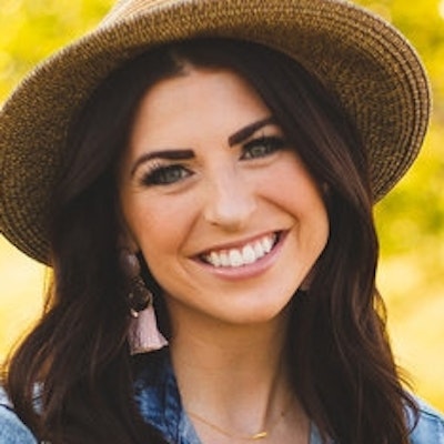 portrait photo of Becky Thompson