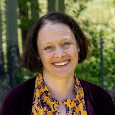portrait photo of Jenna Levine