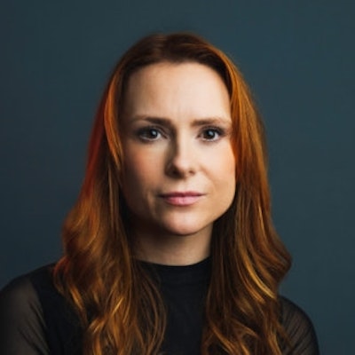 portrait photo of Lindsey Nyx Walker