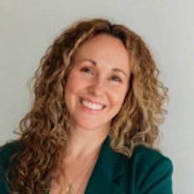 portrait photo of Melissa Romano, LGSW
