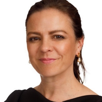portrait photo of Noelle Mering