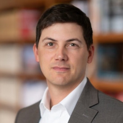 portrait photo of Daniel Cox
