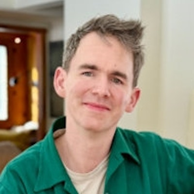 portrait photo of Tim Manley