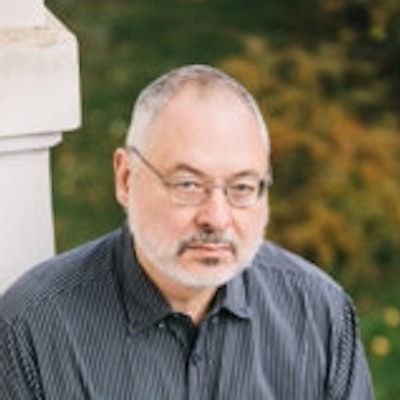 portrait photo of Peter Turchin