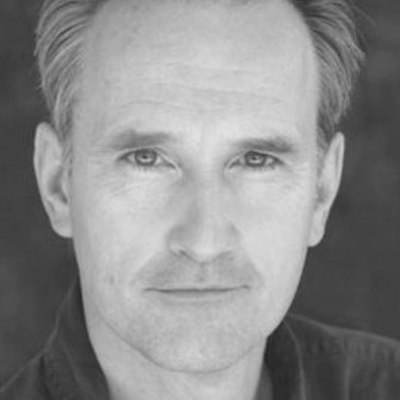 portrait photo of John Lee