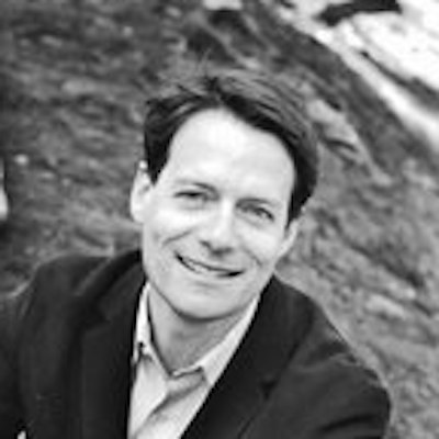 portrait photo of Martin Kihn