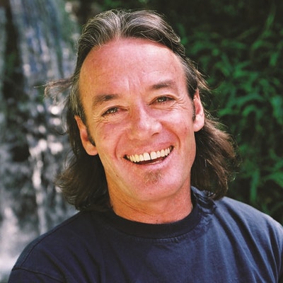 portrait photo of John Hackett