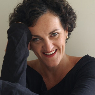 portrait photo of Sarah-Kate Lynch
