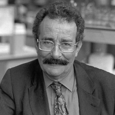 portrait photo of Robert Winston