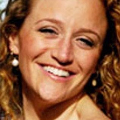portrait photo of Stephanie Klein