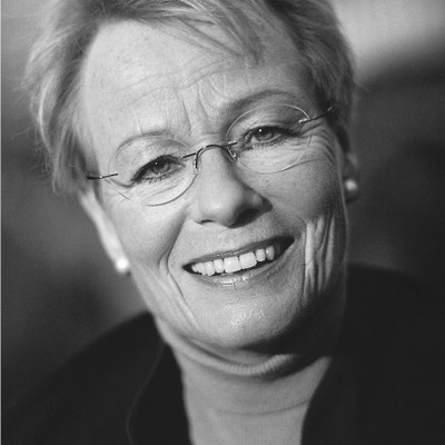 portrait photo of Wibke Bruhns