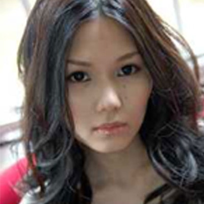 portrait photo of Hitomi Kanehara